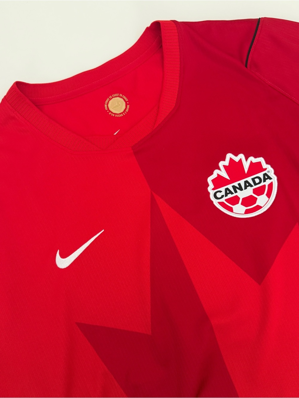 Canada Nike 2026 Stadium Home Men's Nike Dri-FIT Shirt - Picture 6 of 13